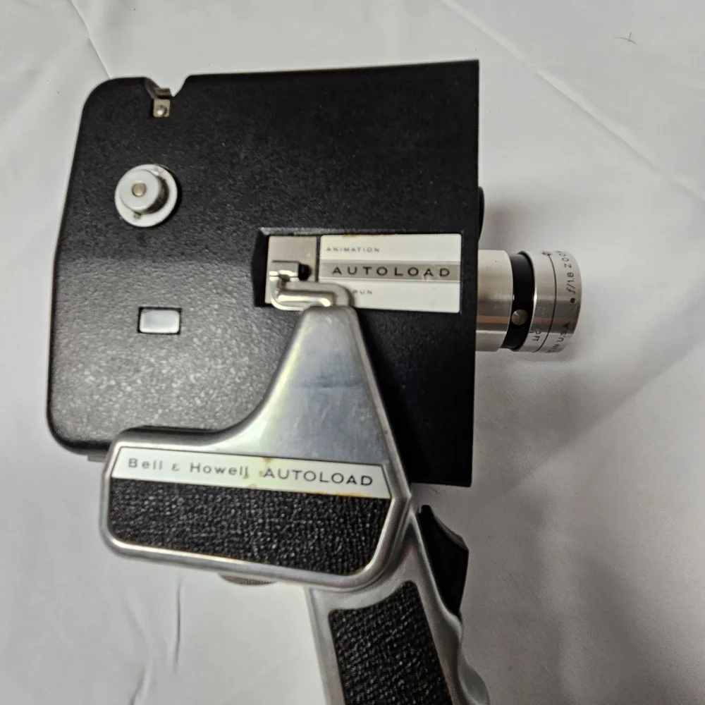 Vintage Bell & Howell Zoom Reflex Autoload‎ 8mm Movie Camera Model 315